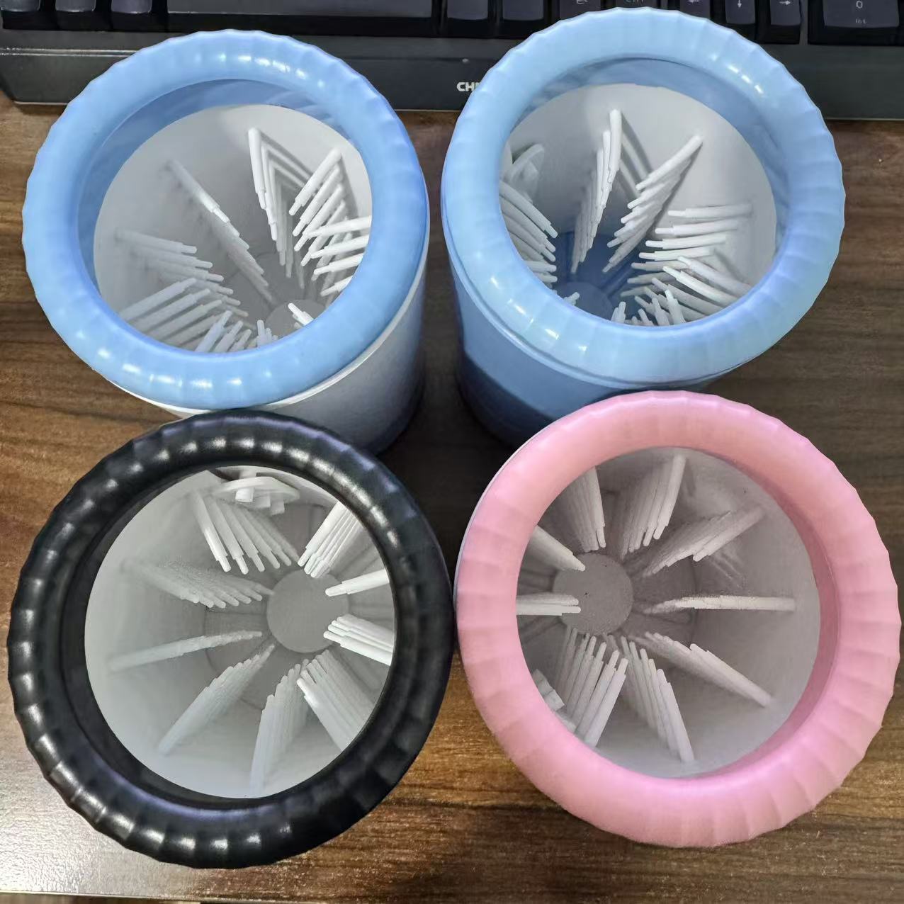 Vaso Limpiador de Patas de Mascotas Automático Portátil de Silicona, con un Solo Clic, Limpieza Suave, Impermeable, Eléctrico Recargable, Seguro para perros y gatos